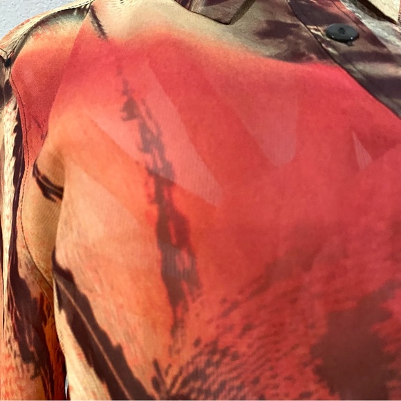 NWT Da-Nang Silk Abstract Print Button Up Blouse, M - Picture 9 of 15